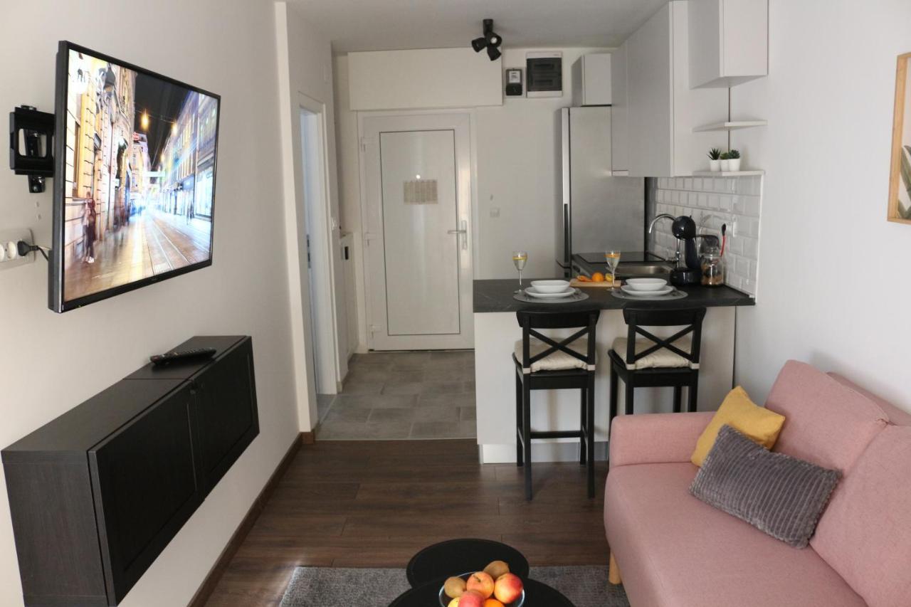 Luca, Digital Nomad Getaway Studio Apartment Загреб Екстериор снимка