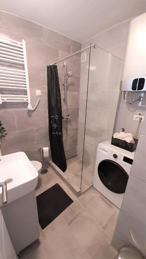 Luca, Digital Nomad Getaway Studio Apartment Загреб Екстериор снимка