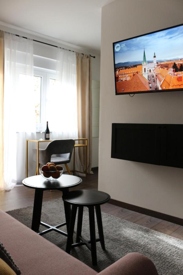 Luca, Digital Nomad Getaway Studio Apartment Загреб Екстериор снимка